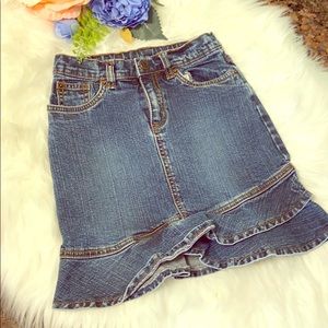 Children’s place Denim Skirt size 6